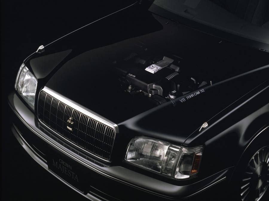  Toyota Crown Majesta 1995 года  (фото 14 из 25)